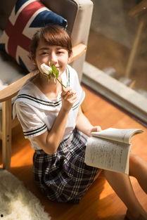 骗美女脱丝袜照片,揭秘骗美女脱袜瞬间