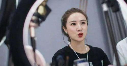 穿越娱乐圈吃瓜爽文